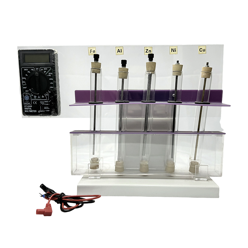 Water electrolysis solution conductivity demonstrator 